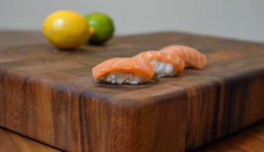 Thanks for the feedback everyone, new cutting board and cutting technique for salmon nigiri