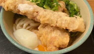 Udon with tempura chicken and chikuwa, plus “onsen tamago” egg