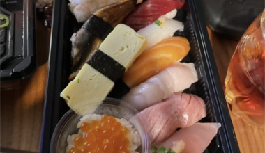 Trying new place out tonight, could you guys help me identify the fish in nigiri plate?