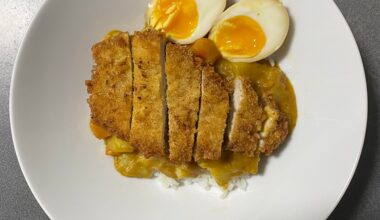 Tonkatsu with curry, and an egg