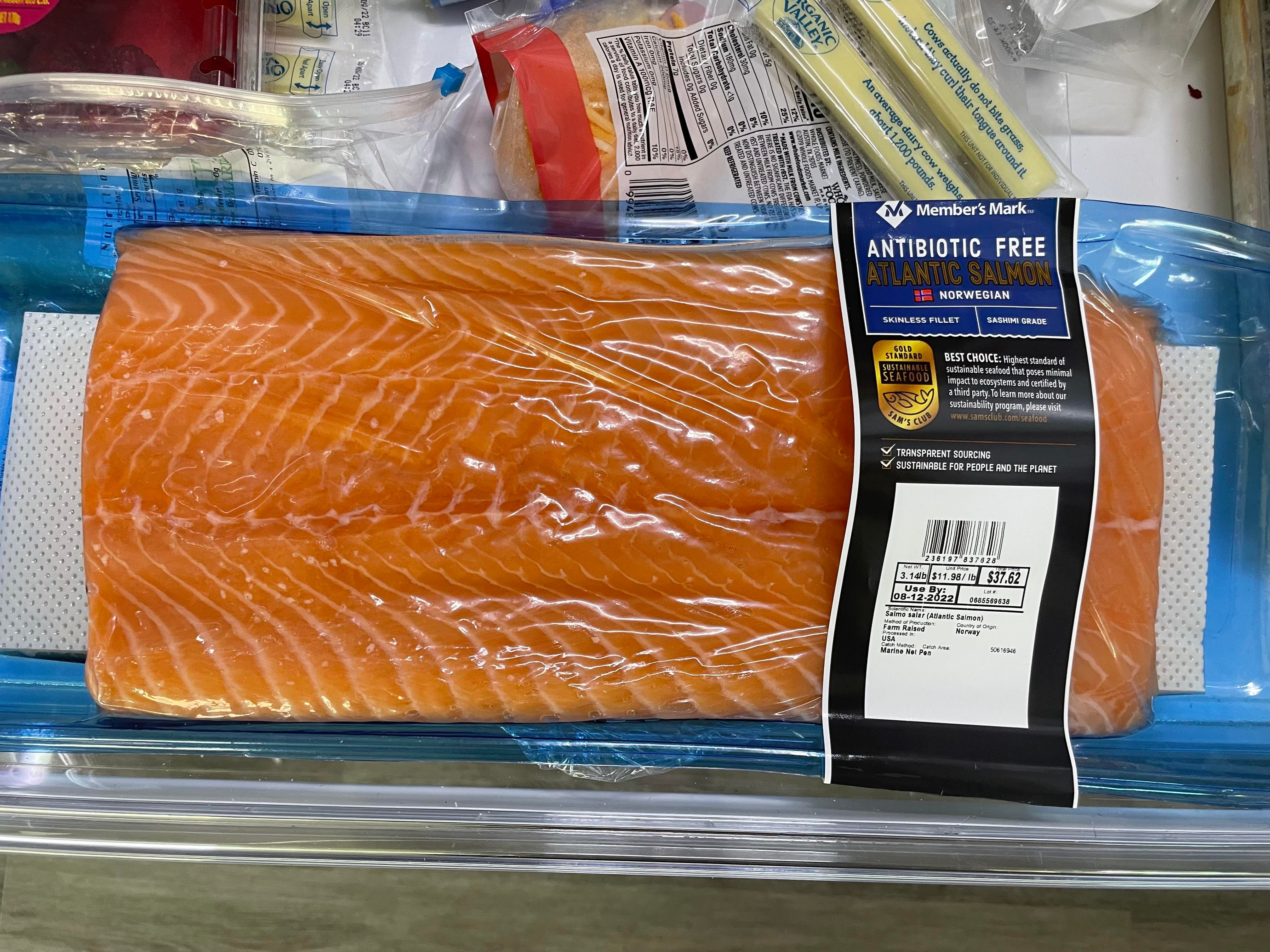 is sams club sashimi grade salmon safe to eat raw