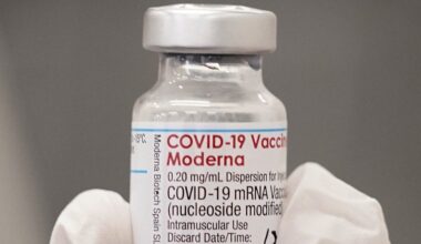 Moderna finds Omicron-targeting vaccine effective, eyes rollout this fall