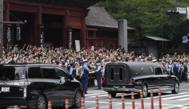 Shinzo Abe bids farewell