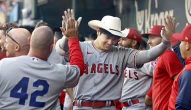 Ohtani ends drought with 2 home runs in Angels win