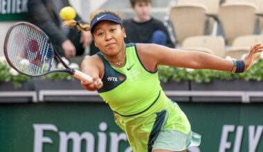 Osaka edged by Anisimova for 1st-round exit at French Open