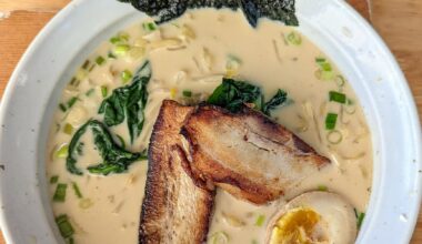 Tonkotsu ramen with chashu and ajitama