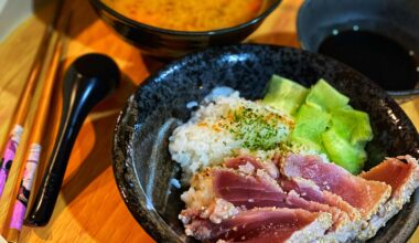 Homemade Tuna Tataki [OC].