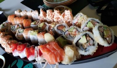 First time eating sushi in 2022, for $20 it was really good, 37 pieces with a crab salad, btw, the strawberry one was not good at all, don't like these things.