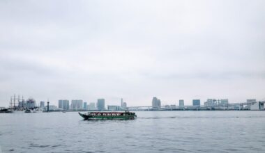 (OC) Boat tour view of Tokyo