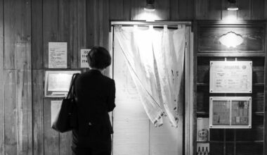 Waiting outside a restaurant in Kichijoji (giving B&W a try lately)