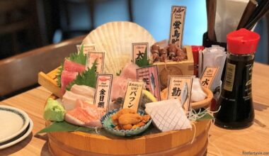 Each item in the beautifully presented sashimi platter came with a laminated bookmark-sized label, making it easy to identify the nine different varieties of oishii goodness