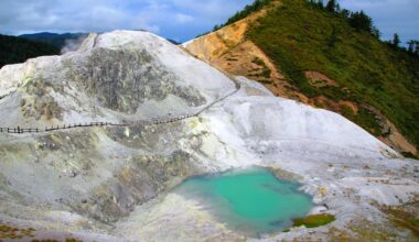 Volcanic activity at Kawarage Jigoku, two years ago today (Akita-ken)