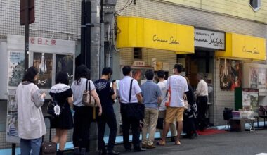 Long line forms in Nagoya to see film modeled on ex-PM Abe's suspected assassin - The Mainichi