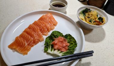 Sake sashimi with a shirataki noodle bok choy bowl