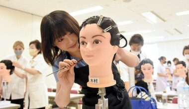 Foreign hairdressers gain a path to a limited a work visa in Tokyo