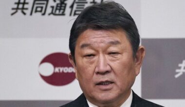 Japan eyes 26 tril. yen economic package to fight inflation
