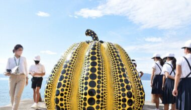 Yayoi Kusama pumpkin sculpture returns to Japan island after typhoon damage - The Mainichi