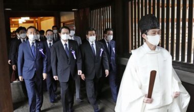 Group of 90 Japanese lawmakers visit war-linked Yasukuni shrine