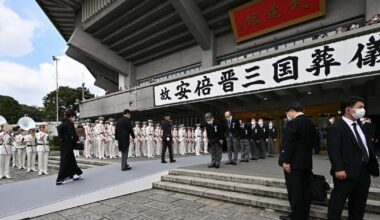 Toilet troubles at ex-PM Abe's state funeral expose Japan's cont'd gender gap - The Mainichi