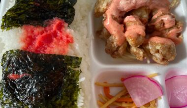 Ordered a mentai karaage bento at Karaage Honpo! I ordered a lot of rice for this bento