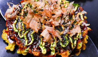 Osaka style Okonomiyaki vs Hiroshima style Okonomiyaki