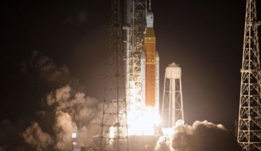 U.S. Moon rocket carrying Japan lander blasts off for uncrewed flight