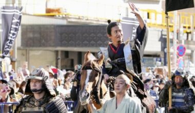 3 women taken to hospital as people flock to catch glimpse of Kumutaku at Gifu festival