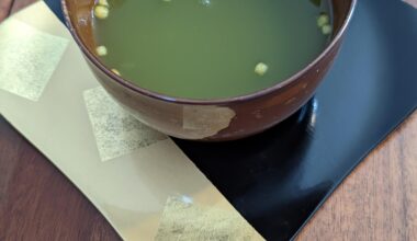 matcha kudzu-yu, an interesting beverage from Japan