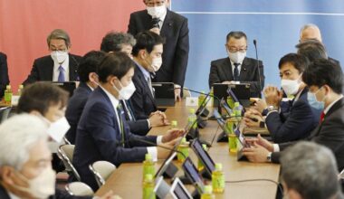 Japan ruling bloc to endorse tax hike plan for more defense spending - The Mainichi