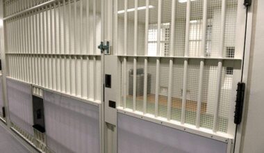 Report: Police falsified records about man who died in detention