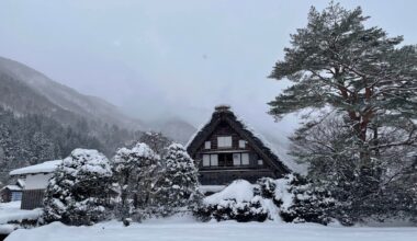 Nothing to see here - just a 300 yo Gasso house standing tall in Shirakawago