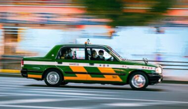 Salarymen in Taxi