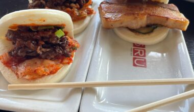 Pork belly and beef bao buns 🤤