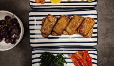 Rice with Spinach Sesame Salad, Yakibitashi, Teriyaki Tofu, Broccoli in Ponzu, Pickled Radish and Kimchi