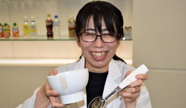 What's cooking with Japanese developer's 'magic tableware' that changes taste? - The Mainichi