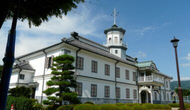 An old school building in Nagano prefecture 130 years ago. Western design, Japanese architecture.