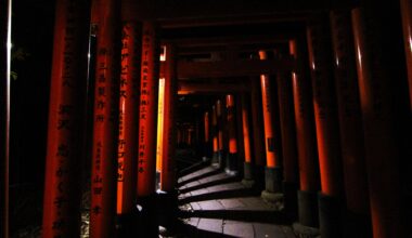 Fushimi Inari Taisha is best at night