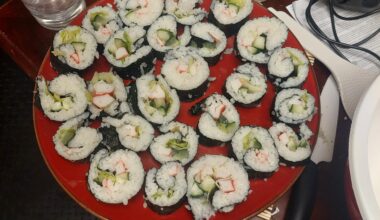 Love lurking here, so I figured I'd post my first attempt making sushi (cucumber, lettuce, crab). Tasted pretty good too.