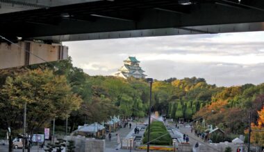 Osaka Castle from the train station