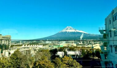 Fujisan came out to greet us on the shinkansen!