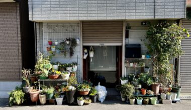 A nice garden in a quiet neighborhood, Higashi-Yodogawa