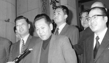 Takichi Nishiyama, who uncovered secret pact in Okinawa return, dies