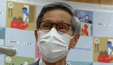Japan's top COVID adviser suggests people carry mask in pocket even after rule easing - The Mainichi