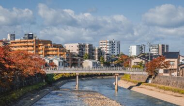 [OC] Naka bridge spanning over Asano river in Kanazawa