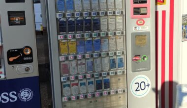 Alcohol & Cigarette Vending Machines near me in Kobe, Japan. Tobacco requires proof of age through 'Taspo.' Alcohol one doesn't require anything. Someone was recently asking me about this, and now you know!