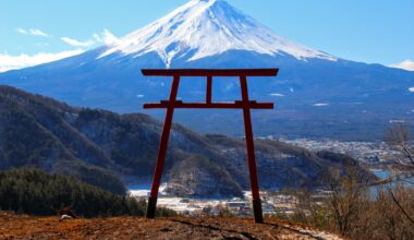 Tenku no torii at Kawaguchi Asama Shrine, three years ago today (Yamanashi-ken)