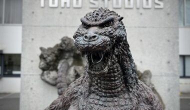 Godzilla at Seijogakuen-Mae
