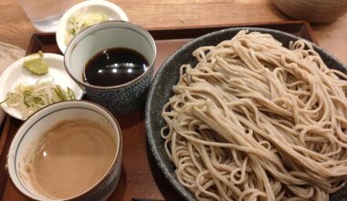 Probably the cheapest JYUWARI-Soba in Tokyo. A large bowl at Sagatani costs about 700 yen.