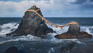 Meoto Iwa / Wedded Rocks