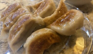 Big batch of homemade pork, cabbage, and chive gyoza 🥟